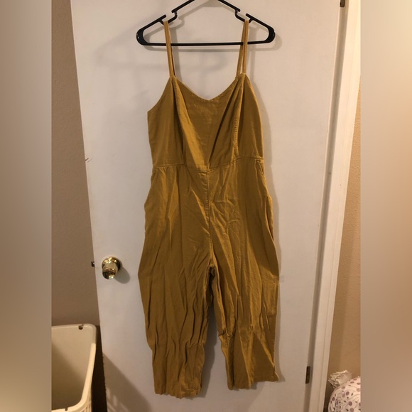 Old Navy Pants - Large Old Navy Palazzo Yellow Jumpsuit, Wide Leg and Short